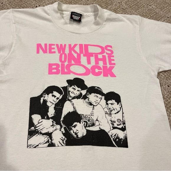 New Kids On The Block Men’s Tshirt Size Small Single Stitch 90s Vintage USA READ - Picture 2 of 10